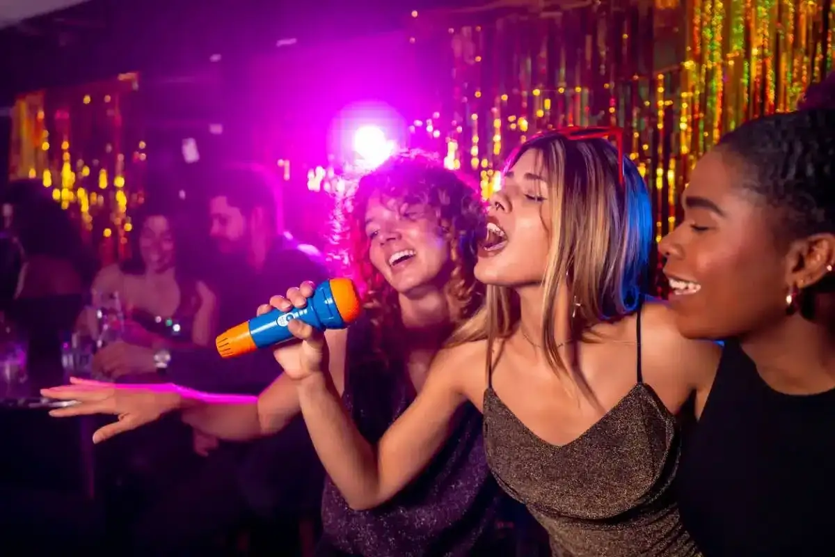 Blind test à Paris - Le guide pour une soirée réussie
